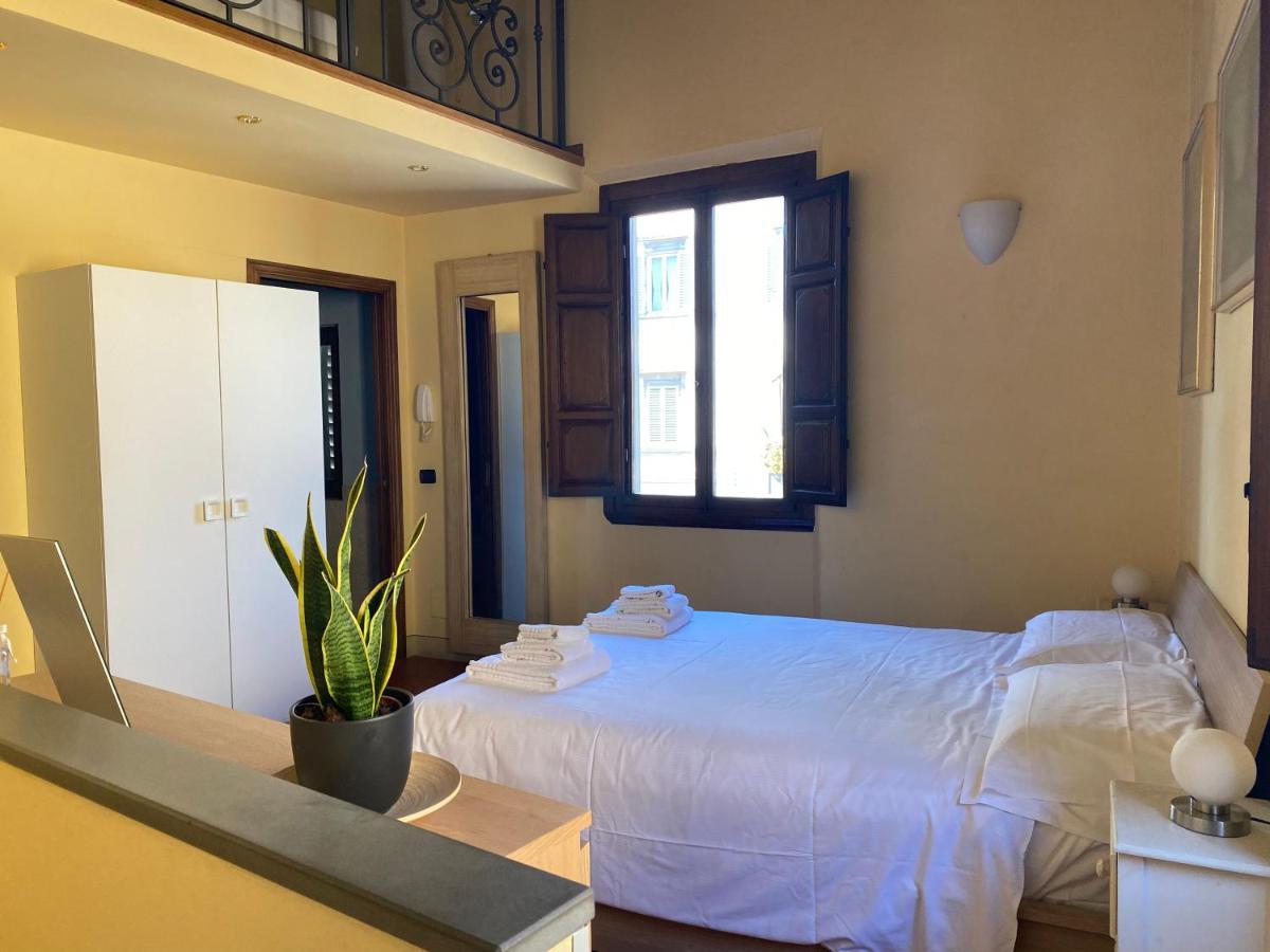 Cozy Classic Italian House Near Santa Croce, On The Lungarno Apartment Florence Ngoại thất bức ảnh