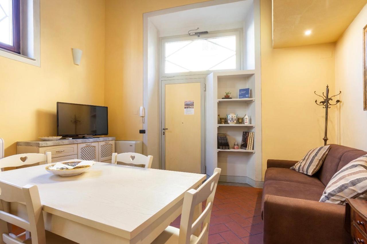 Cozy Classic Italian House Near Santa Croce, On The Lungarno Apartment Florence Ngoại thất bức ảnh